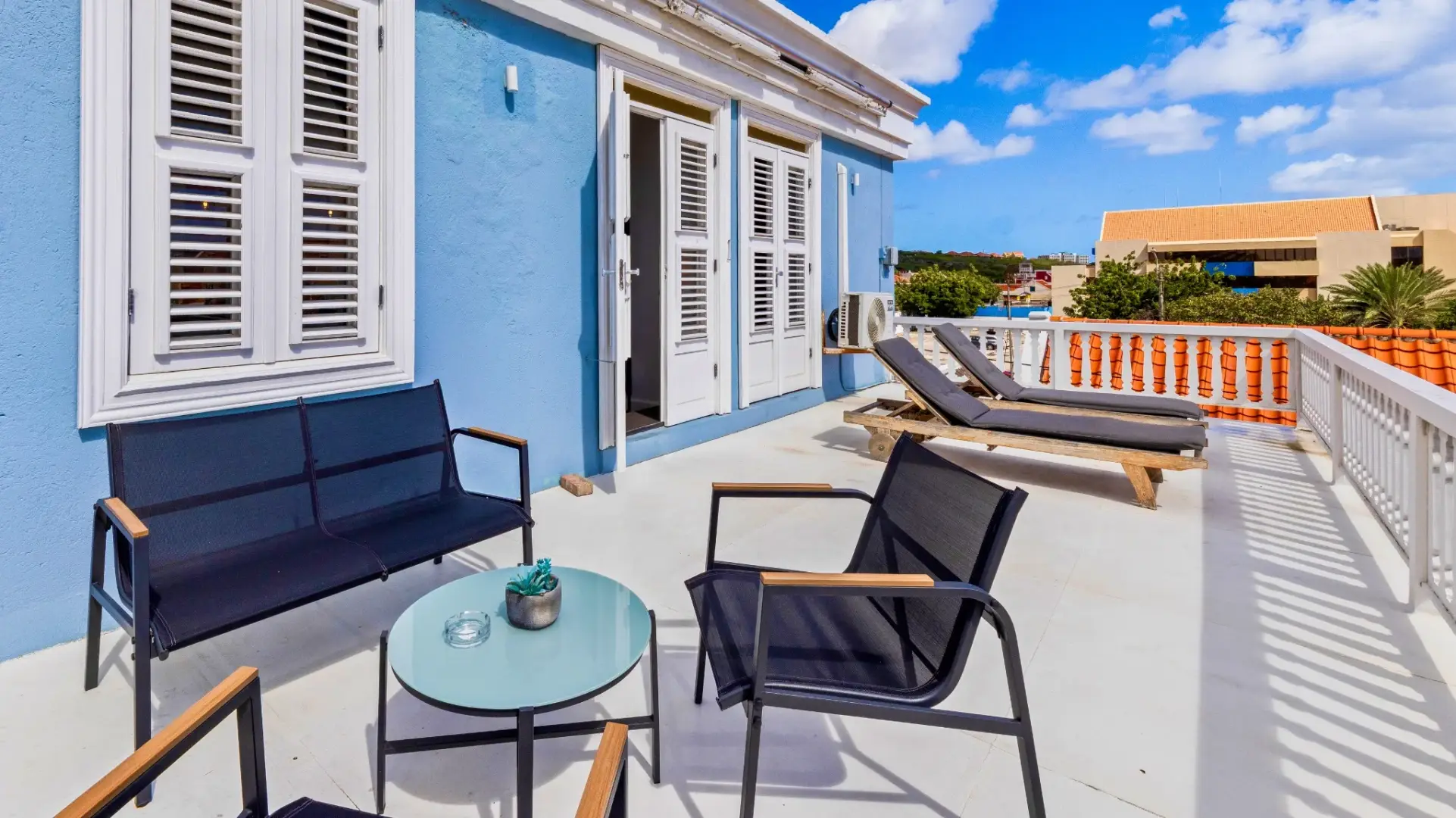 Pietermaai Boutique Hotel - Duplex Suite - Living Room