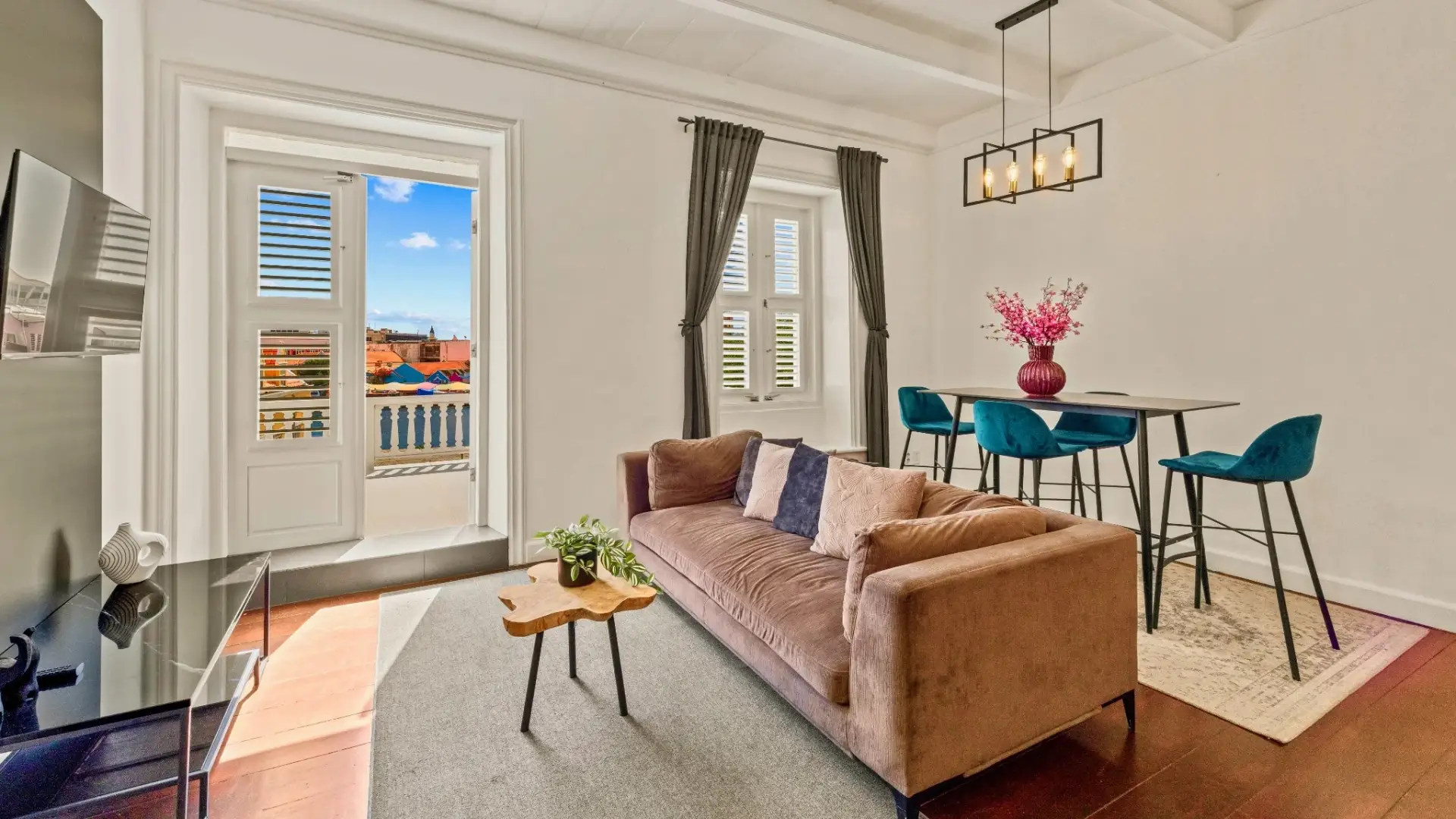 Pietermaai Boutique Hotel - Duplex Suite - Living Room